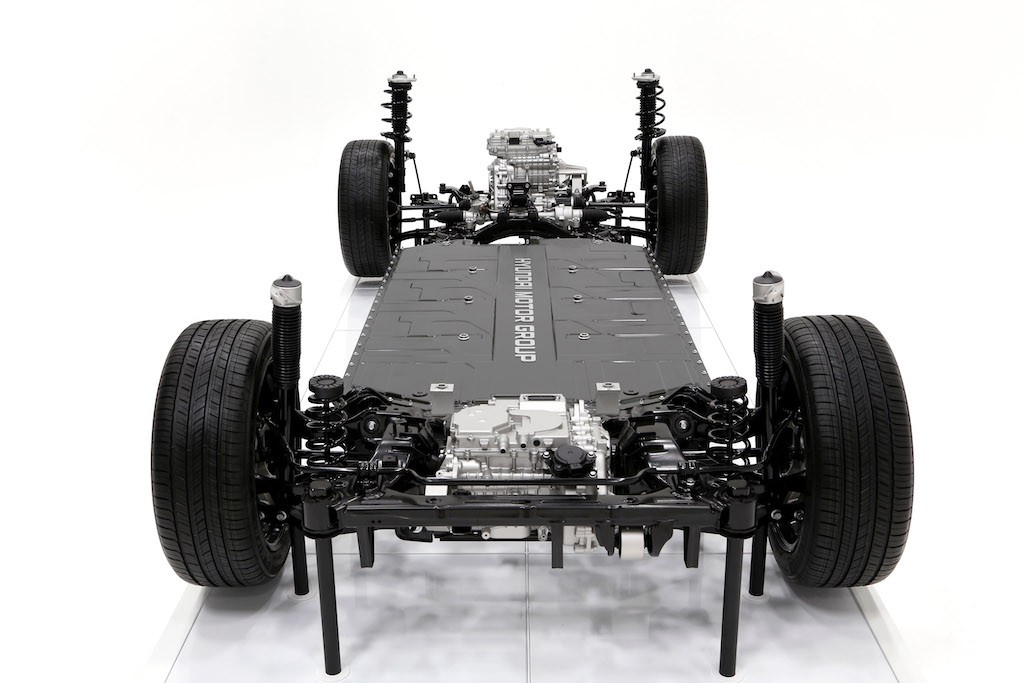 E-GMP - hệ động lực sẽ nằm dưới mọi chiếc xe điện của Hyundai trong tương lai ảnh 4