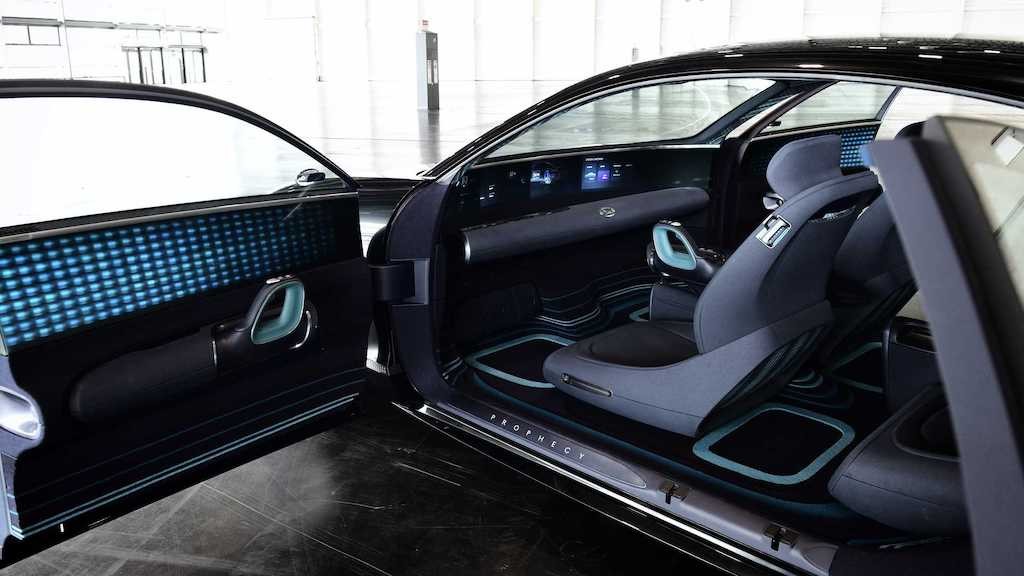 Hyundai tiếp tục tiên tri tương lai với sedan coupe Prophecy, sở hữu một chi tiết quái dị ảnh 3