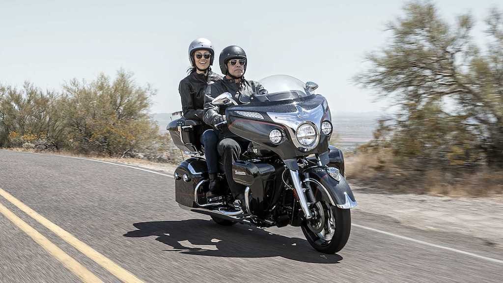 Harley-Davidson vừa ra CVO Road Glide 2020, Indian đã đáp trả bằng “salon bay” Roadmaster Elite ảnh 11