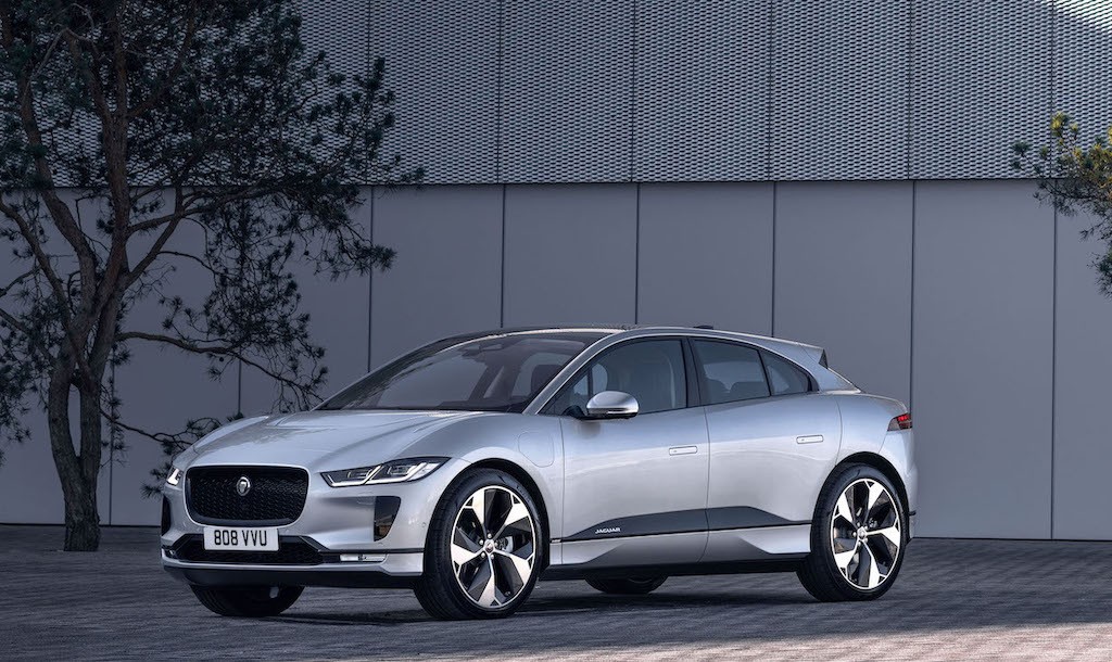 Trông không khác gì đời cũ, xe điện Jaguar I-PACE càng hiện đại và thông minh hơn với đời xe 2021 ảnh 1