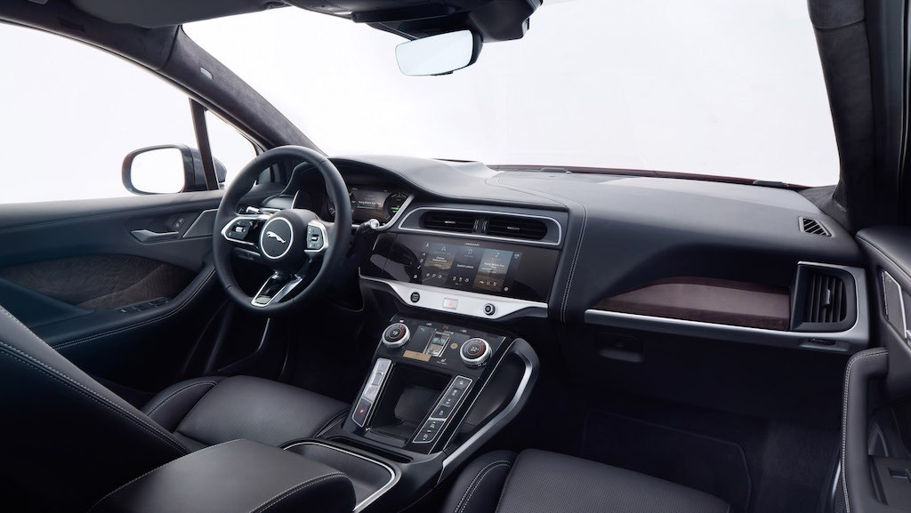 Trông không khác gì đời cũ, xe điện Jaguar I-PACE càng hiện đại và thông minh hơn với đời xe 2021 ảnh 4