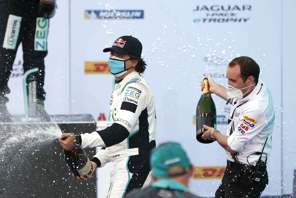 Jaguar lần thứ 2 tự tổ chức giải đua dành cho xe điện I-PACE, tìm ra nhà vô địch mới ảnh 7
