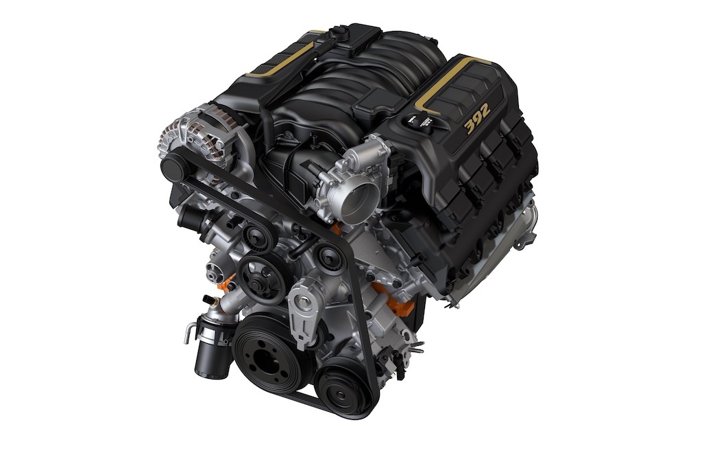 Xe địa hình Jeep Wrangler Rubicon 392 lấy sức mạnh cơ bắp từ máy V8 6.4L để “đè” Ford Bronco ảnh 2