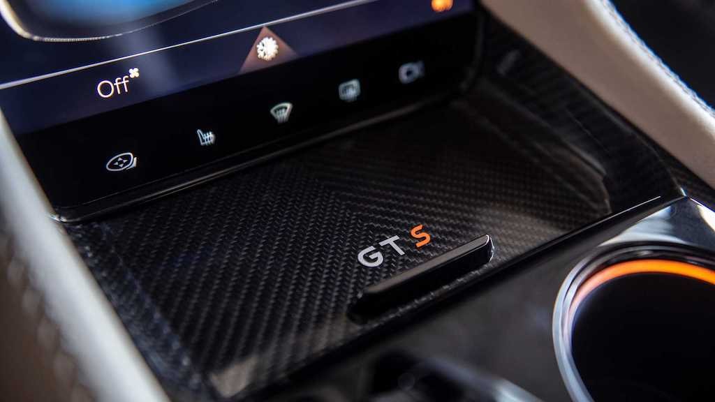 Karma Revero GTS – Xe xanh trị giá gần 3,5 tỷ có gì đặc biệt? ảnh 7