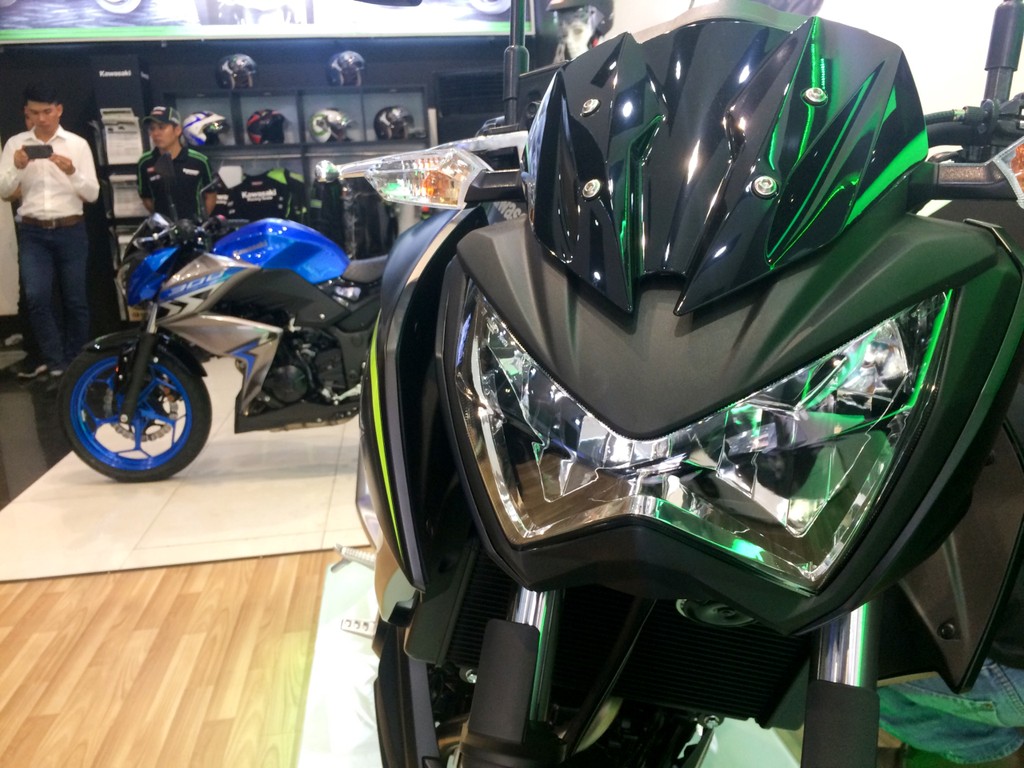 Motorock quay lại thị trường với Kawasaki Z300 và Ninja 650 2018 ảnh 2