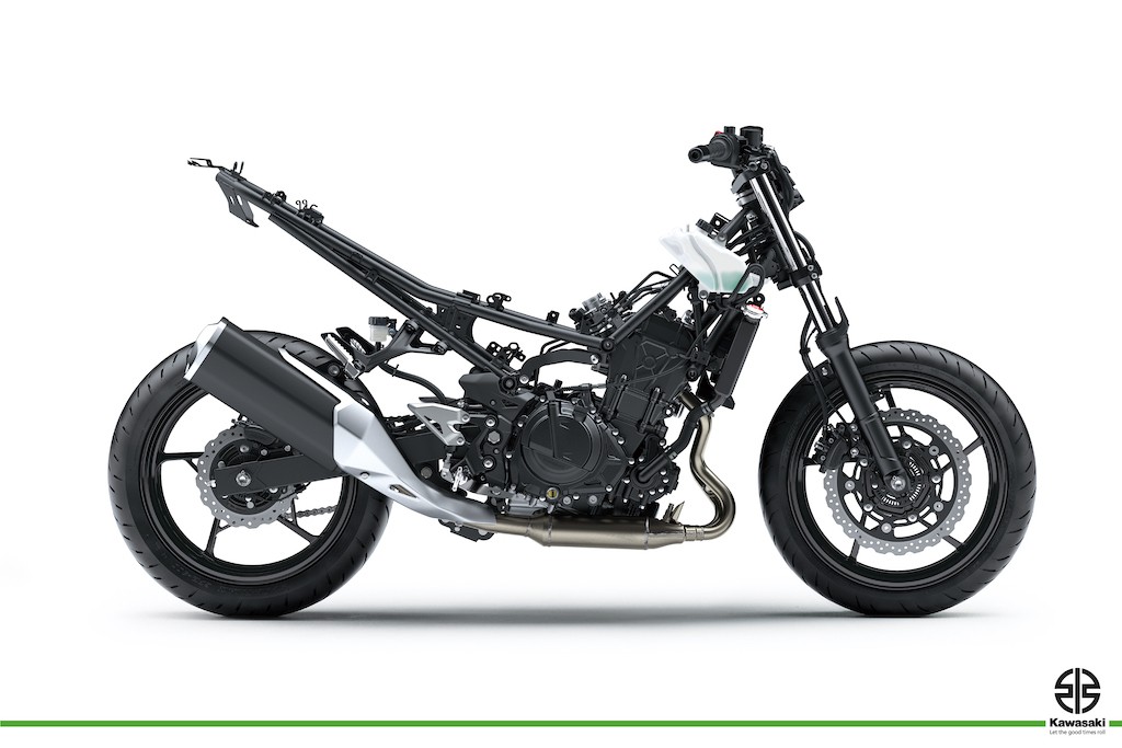 Naked bike Kawasaki Z400 giữ giá 149 triệu tại Việt Nam, khuyến mại phí trước bạ như mua ô tô lắp ráp trong nước ảnh 6