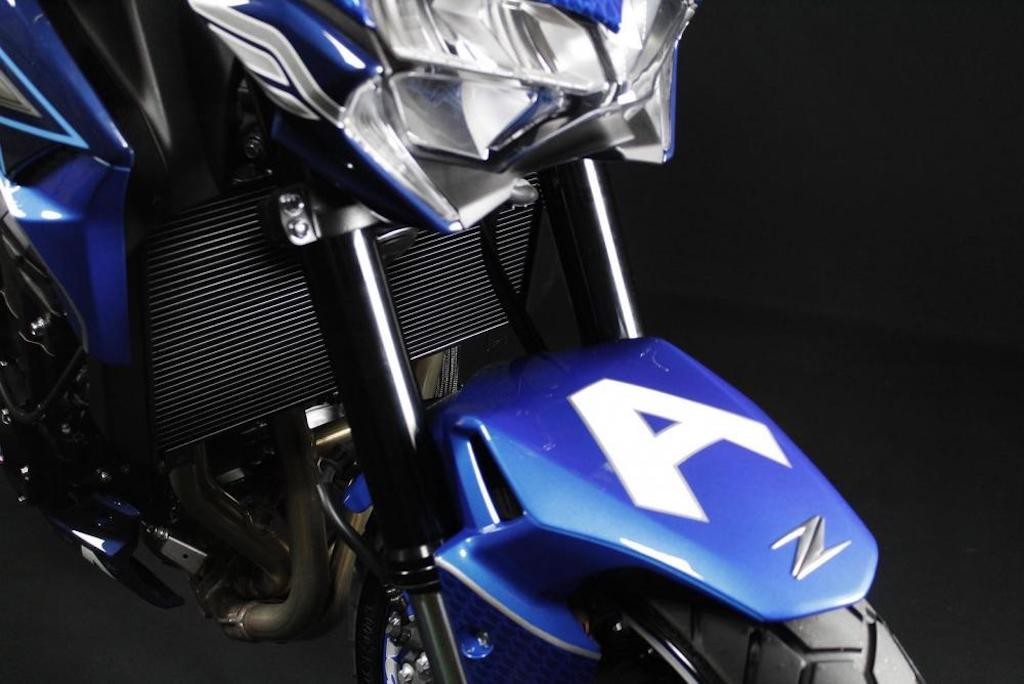 Ngắm naked bike Nhật Bản Kawasaki Z900 đậm chất Mỹ với phiên bản đặc biệt siêu anh hùng Captain America ảnh 2