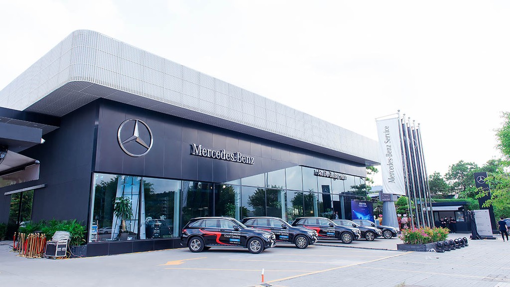 Ra mắt đại lý Mercedes-Benz Haxaco Cần Thơ và nâng cấp đại lý An Du Quảng Ninh ảnh 1