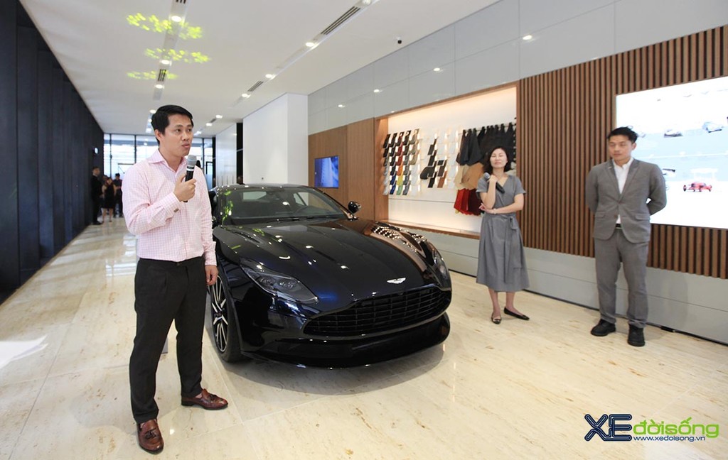 Hãng siêu xe đình đám Aston Martin chính thức ra mắt thị trường Việt Nam ảnh 2