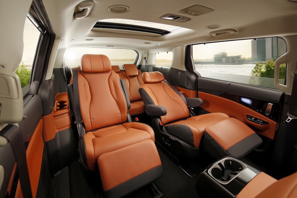 “Tất tần tật” về nội thất của Kia Sedona thế hệ mới: Làm xe chở VIP hay chạy dịch vụ đều hợp lý! ảnh 13
