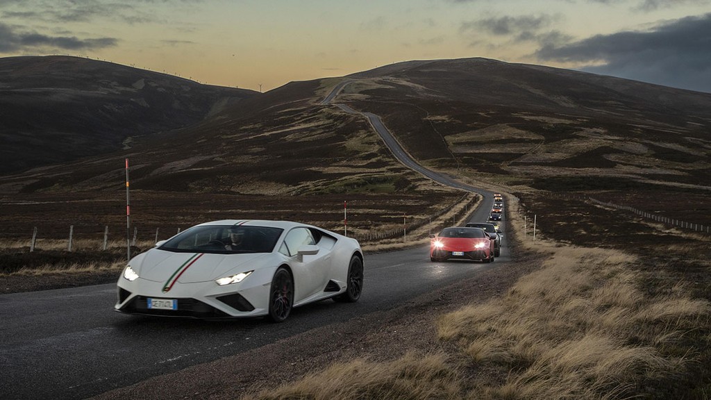 Lamborghini lập kỷ lục doanh số năm 2021 với 8.405 siêu xe đến tay khách hàng ảnh 6