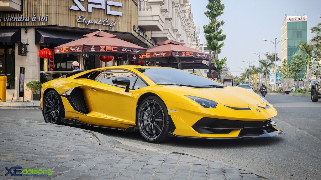 Chạm mặt siêu phẩm Lamborghini Aventador SVJ, là chiếc thứ 2 tại Việt Nam  nhưng vẫn đứng “top” ở mặt này