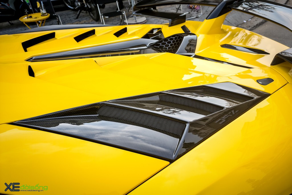  Chạm mặt siêu phẩm Lamborghini Aventador SVJ, là chiếc thứ 2 tại Việt Nam nhưng vẫn đứng “top” ở mặt này ảnh 7