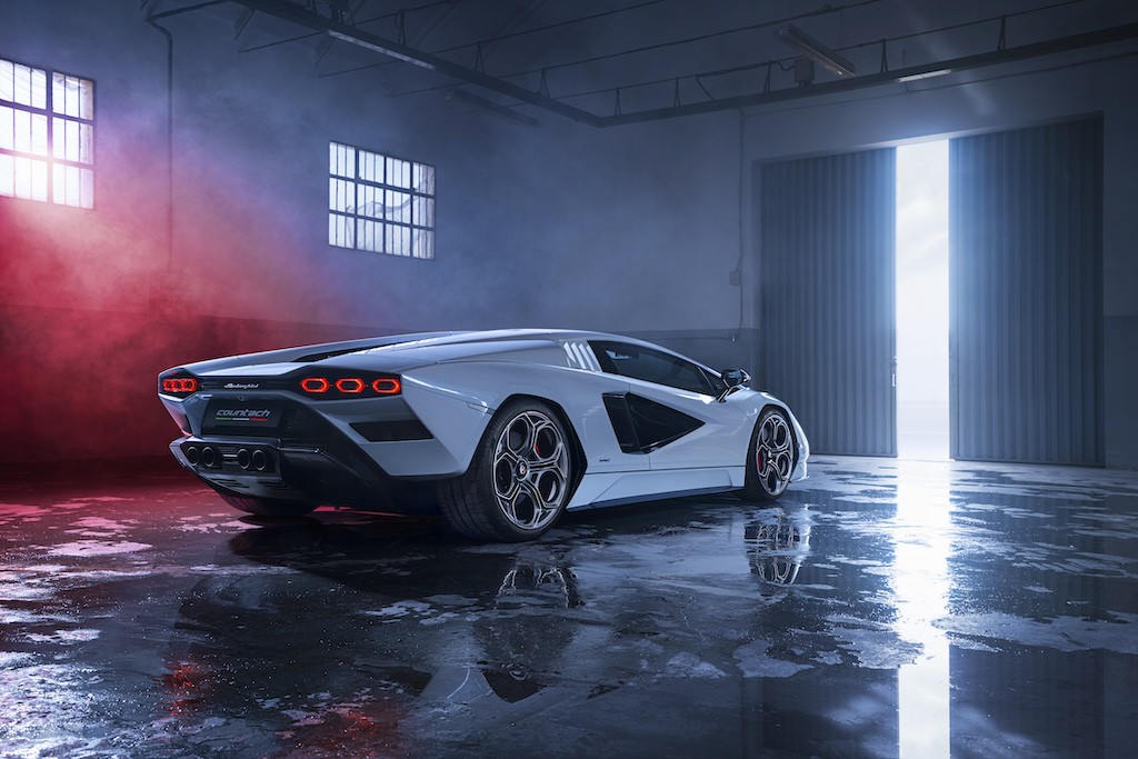“Mượn hồn” hypercar SIAN FKP 37, siêu xe Lamborghini Countach thế hệ mới đã hồi sinh ngoạn mục như thế nào? ảnh 9