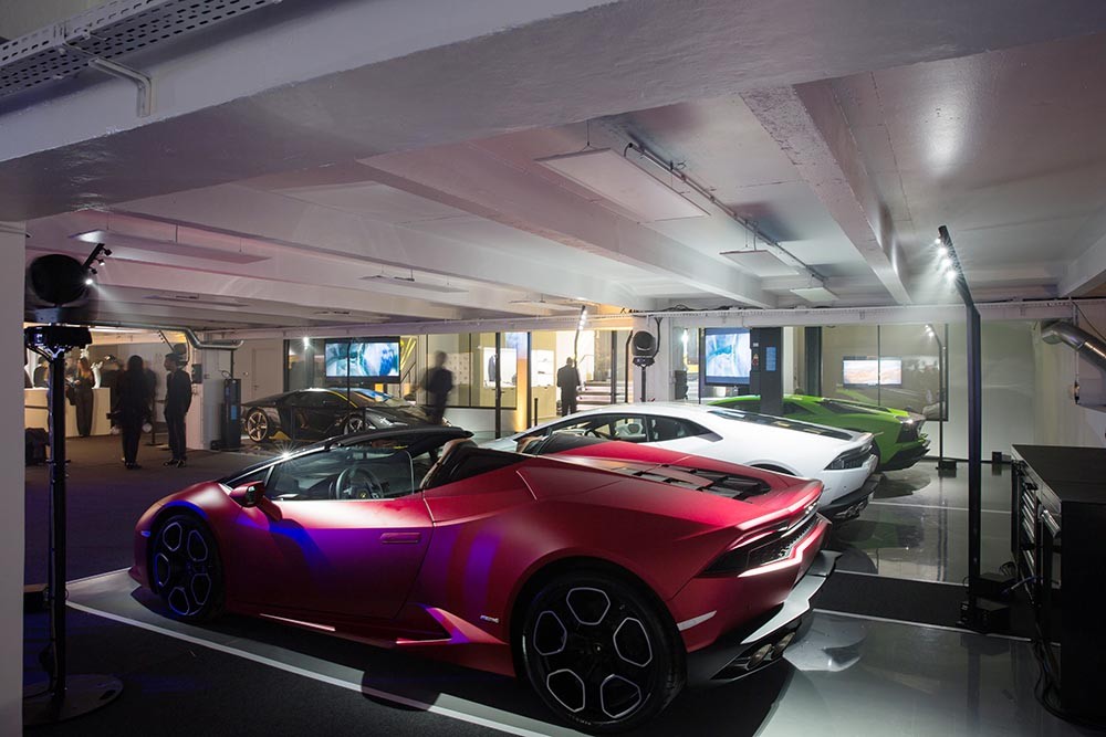 Lamborghini Urus đẹp lãng mạn ở kinh đô thời trang Paris ảnh 17