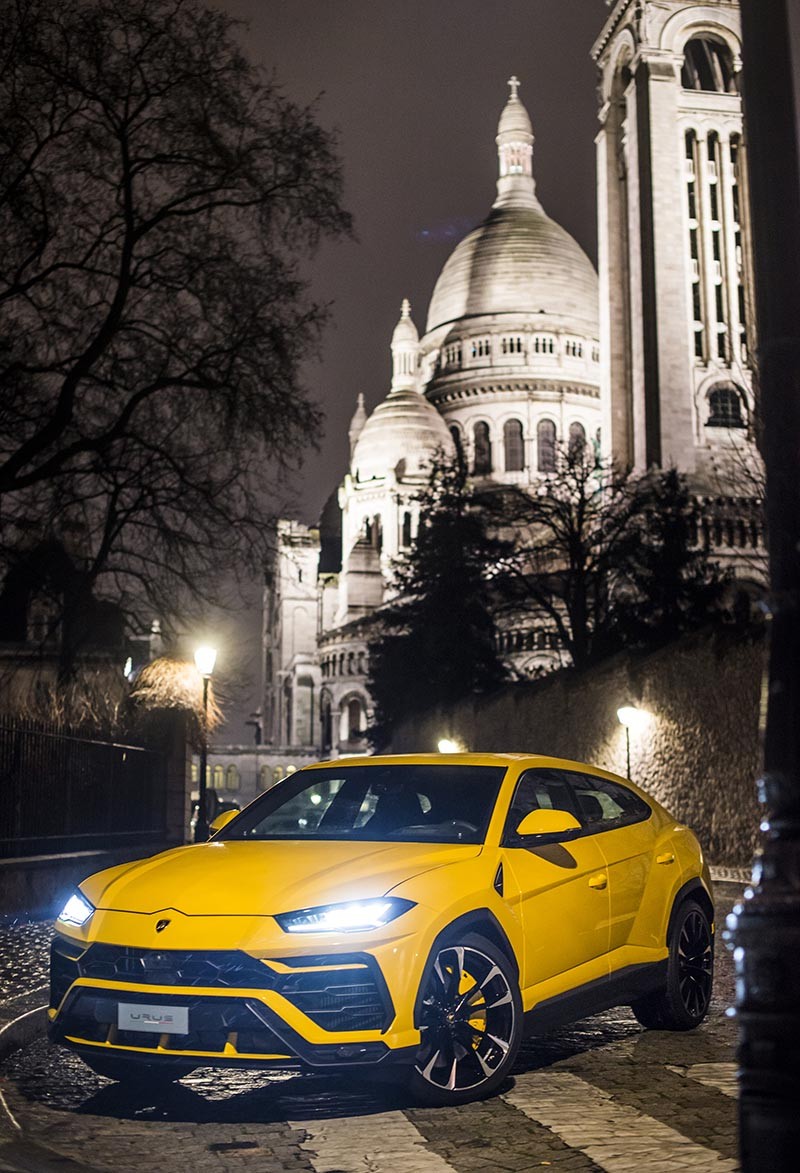 Lamborghini Urus đẹp lãng mạn ở kinh đô thời trang Paris ảnh 8