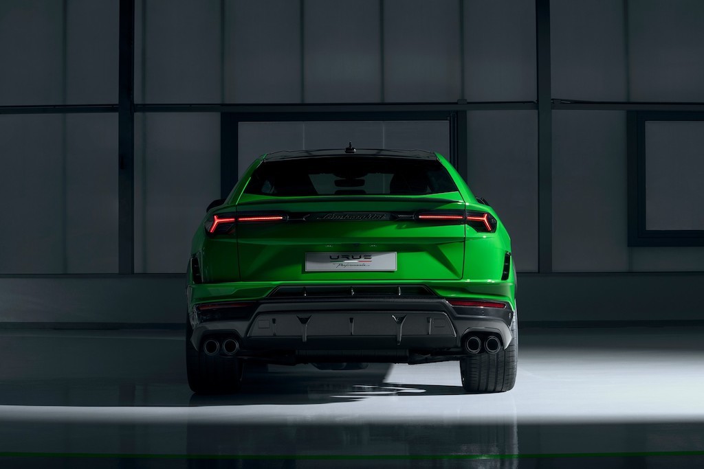 Tân siêu SUV Lamborghini Urus Performante có sức mạnh của “quỷ dữ”, nhanh như Aston Martin DBX707 ảnh 5