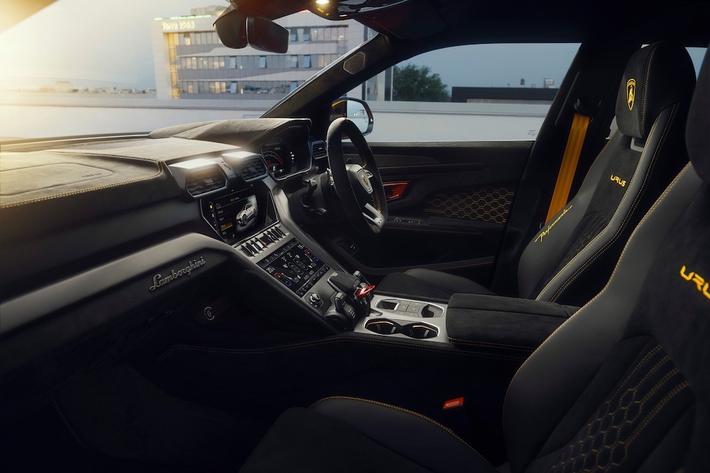 Tân siêu SUV Lamborghini Urus Performante có sức mạnh của “quỷ dữ”, nhanh như Aston Martin DBX707 ảnh 7
