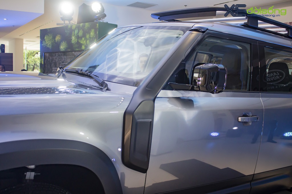 SUV thám hiểm Land Rover Defender 110 thế hệ mới tới Hà Nội, nổi bật bởi loạt phụ kiện hơn 250 triệu đồng ảnh 8