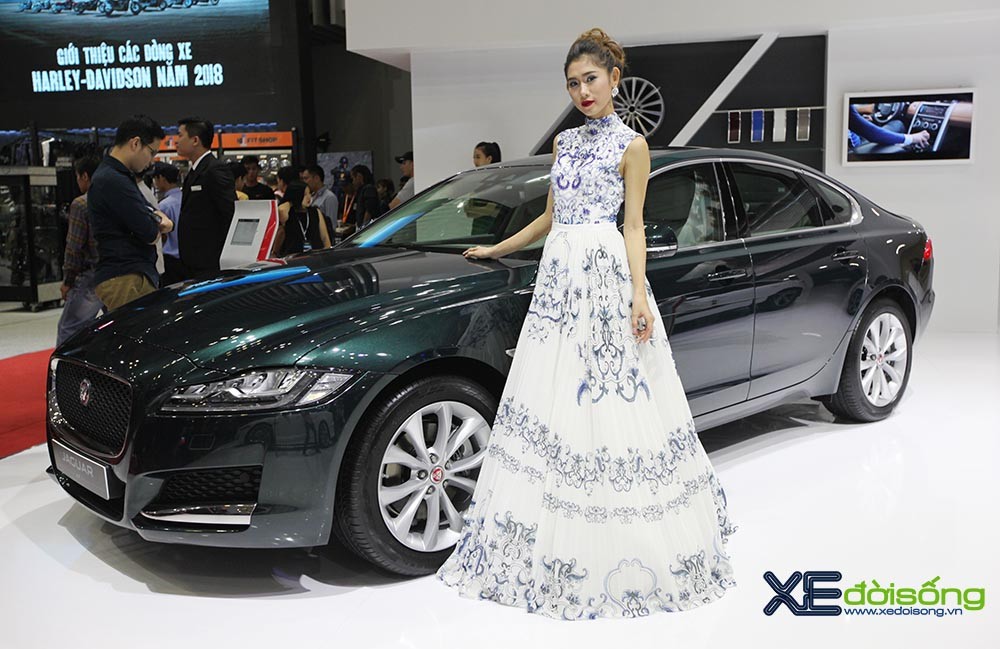 SUV đẳng cấp Range Rover Velar ra mắt Việt Nam, giá từ 4,895 tỉ đồng ảnh 13