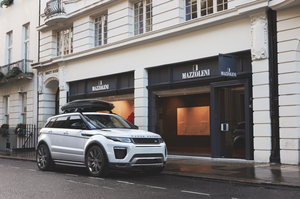 Range Rover Evoque giảm giá 200 triệu đồng, khuyến mãi đón Tết 2019  ảnh 1