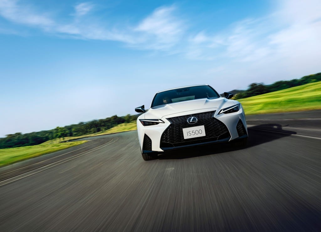 Bản giới hạn Lexus IS 500 F Sport Performance chỉ dành cho người may mắn trúng xổ số tại Nhật ảnh 1