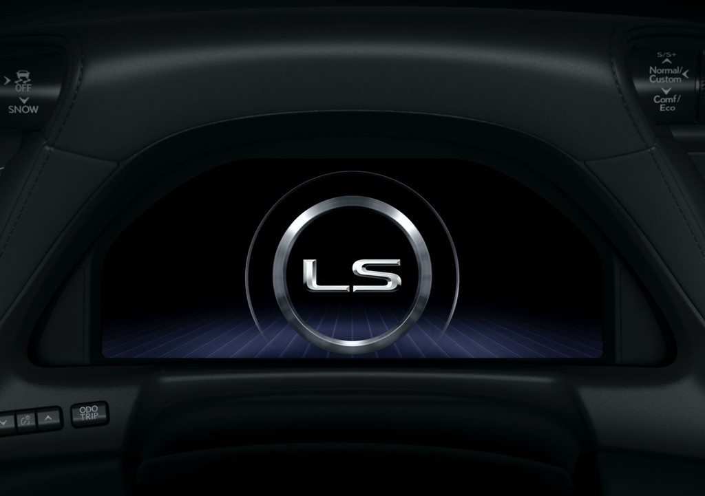 Chiếc sedan đẳng cấp nhất nhà Lexus vừa thay đổi những gì để đối phó với Mercedes S-Class 2021 sắp ra mắt? ảnh 18