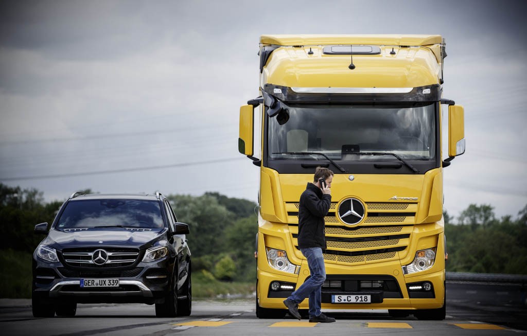 Công nghệ an toàn chủ động Mercedes-Benz: Từ khởi nguồn đến dẫn bước tương lai ảnh 18