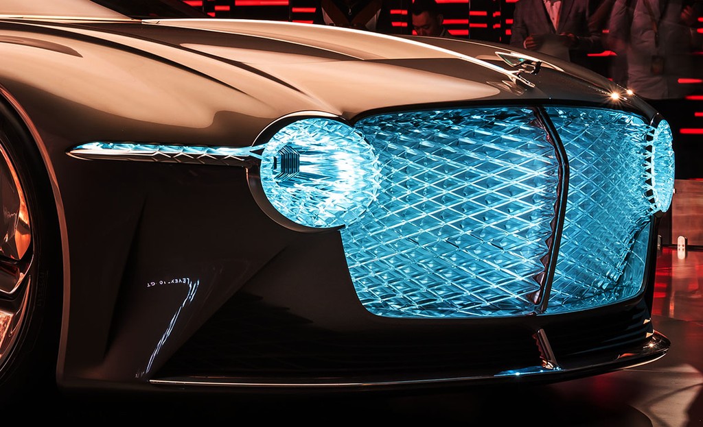 Ảnh đời thực gây choáng ngợp của siêu phẩm Bentley EXP 100 GT ảnh 8
