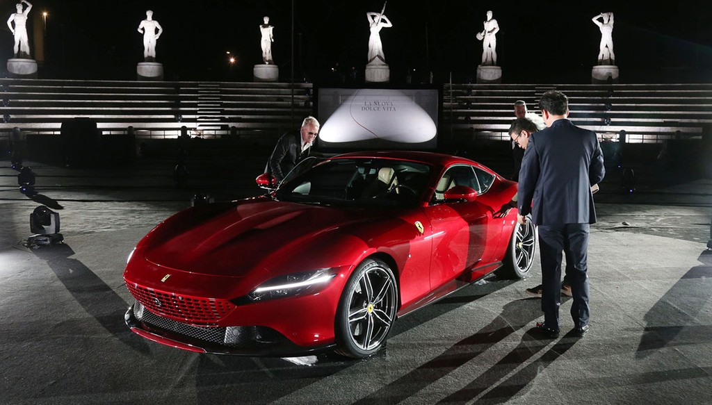 Chi tiết Ferrari ROMA mới: Làng siêu xe GT chào đón một tuyệt phẩm đậm chất lãng tử của người Ý ảnh 1