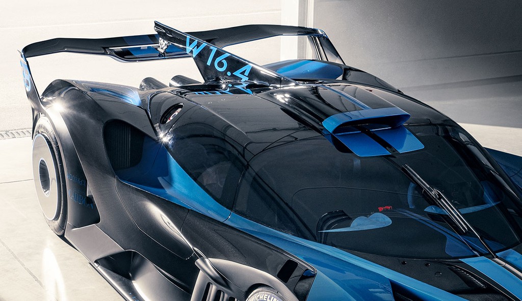 Cận cảnh siêu xe Bugatti tối thượng và quái dị nhất mọi thời đại ảnh 16