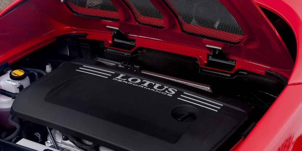 Cận cảnh loạt xe thể thao Lotus vinh danh các huyền thoại F1, dùng động cơ Toyota Corolla ảnh 3