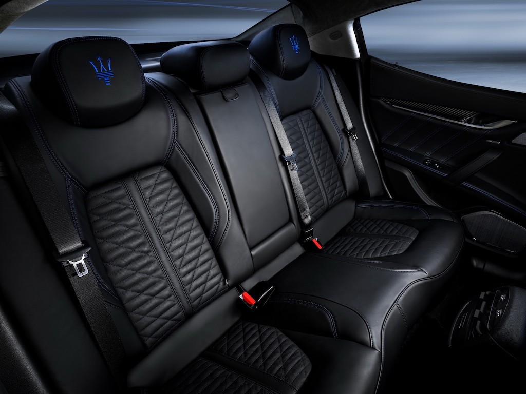 Maserati chính thức bước vào kỷ nguyên điện hoá với “mũi đinh ba” Ghibli Hybrid ảnh 6