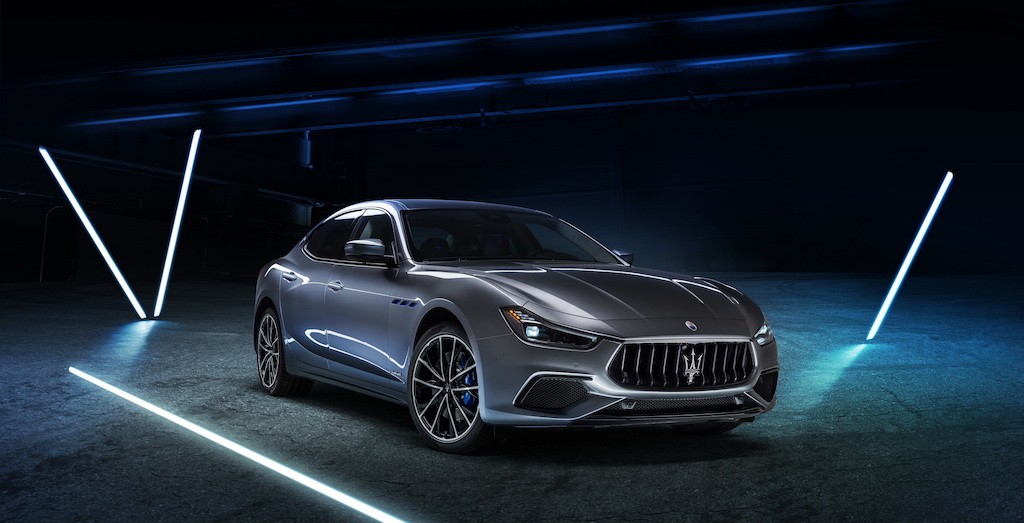 Maserati chính thức bước vào kỷ nguyên điện hoá với “mũi đinh ba” Ghibli Hybrid ảnh 11
