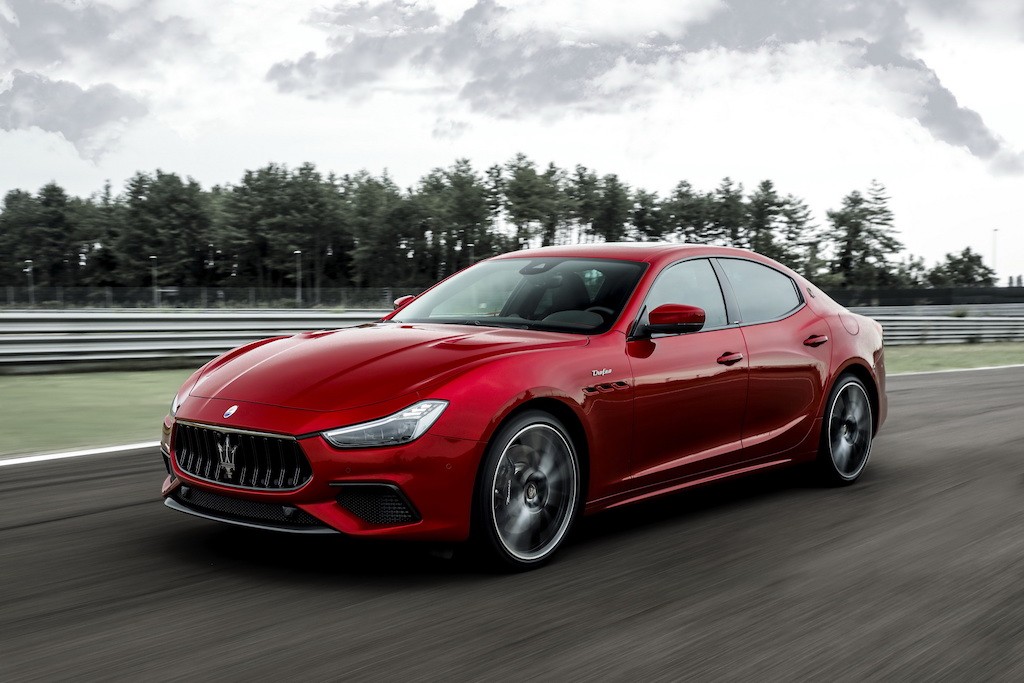 Ra mắt biệt đội Maserati TROFEO (Ghibli, Quattroporte, Levante): vẫn dùng máy Ferrari V8 Twin-Turbo ảnh 9