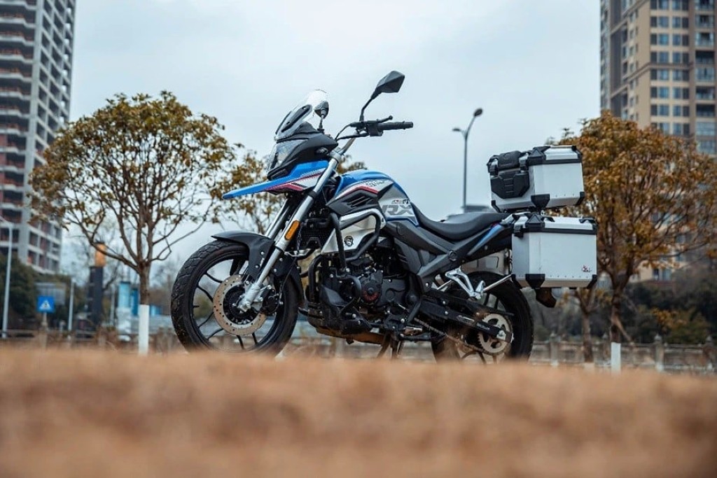 “Xế phượt” Zongshen RX1S - Lựa chọn mới trong phân khúc adventure giá rẻ, cạnh tranh trực tiếp với Honda CB190X ảnh 2