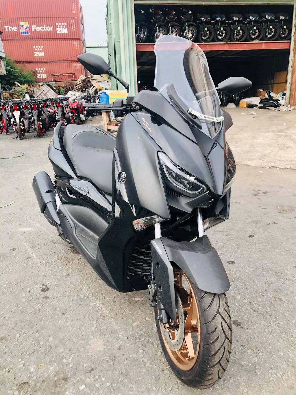 Xe ga phân khối lớn lạ Yamaha X-Max 250 về Việt Nam giá 135 triệu đồng, nhưng cạnh tranh với ai? ảnh 2