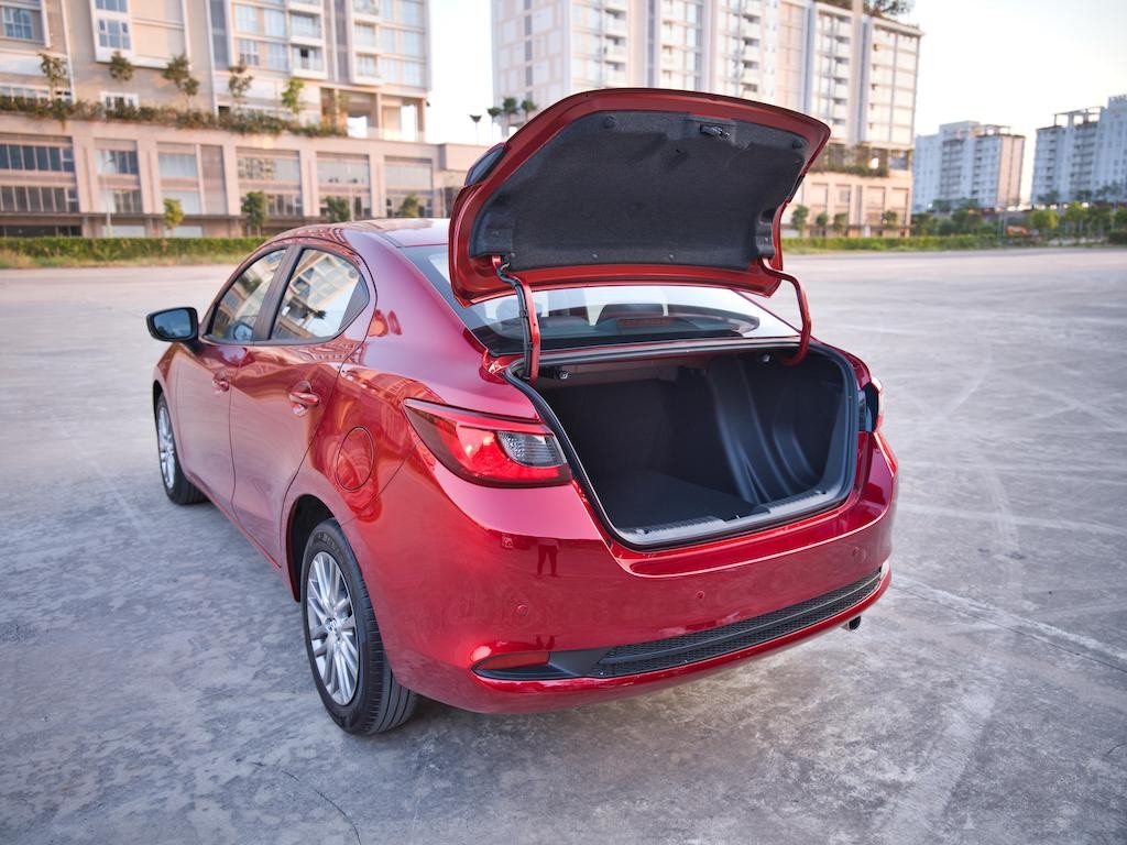 Mazda2 2020 chính thức “trình làng” Việt Nam giá từ 509 triệu: xe nhỏ nhưng nhiều công nghệ an toàn ảnh 14