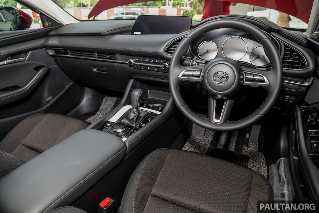 Mazda3 “lăn bánh” tới Malaysia với 2 bản động cơ, giá rẻ nhất từ 787 triệu ảnh 12