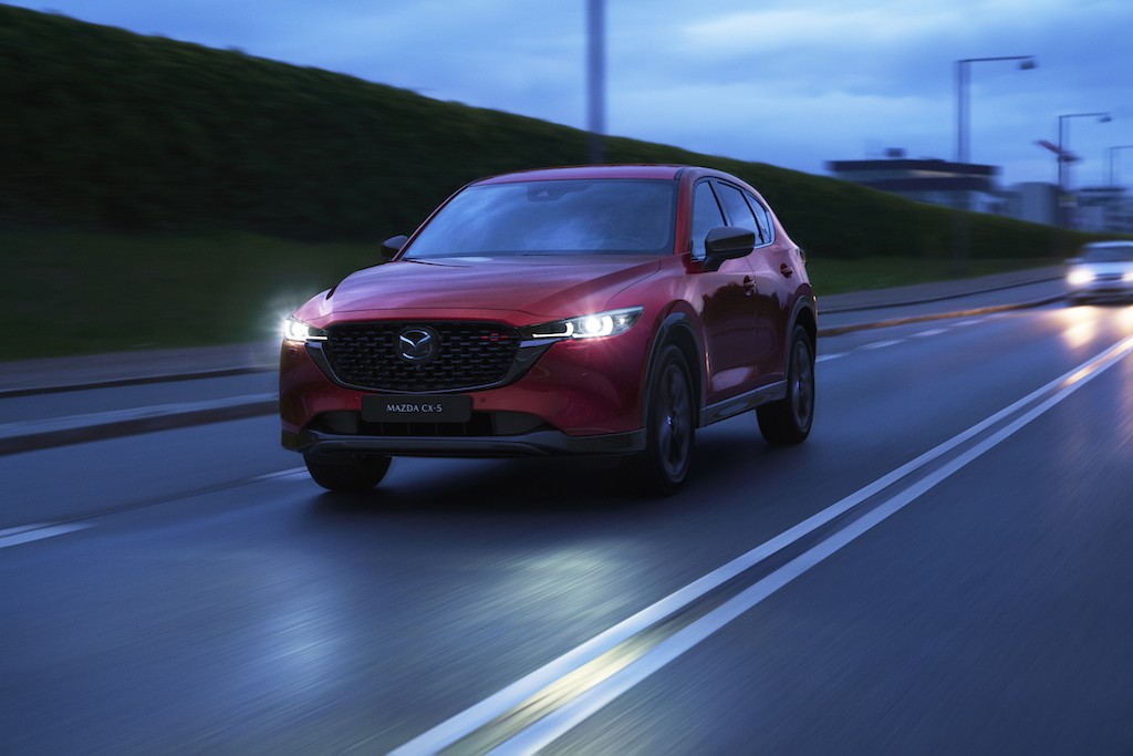 Vừa bị rò rỉ hình ảnh, Mazda đã nhanh chân tung CX-5 2022 bản facelift đầy “sang chảnh“ ảnh 14