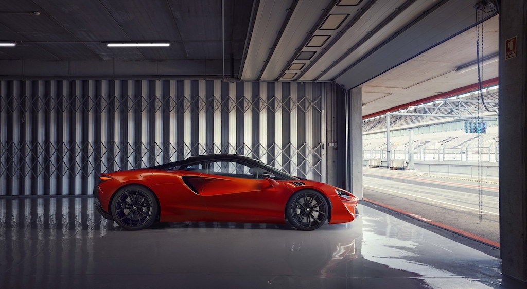 McLaren “phổ cập hoá” siêu xe hybrid với Artura, nhanh gần ngang hypercar P1 lừng danh một thời ảnh 14