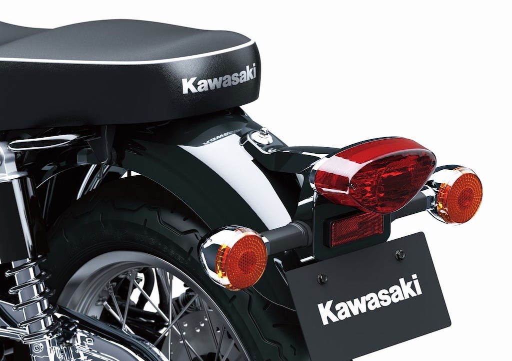 Soi chi tiết xe cổ Nhật Bản đời 2021 Meguro K3: Chỉ là Kawasaki W800 đổi vài chi tiết mà “chảnh” tới mức này sao?! ảnh 16