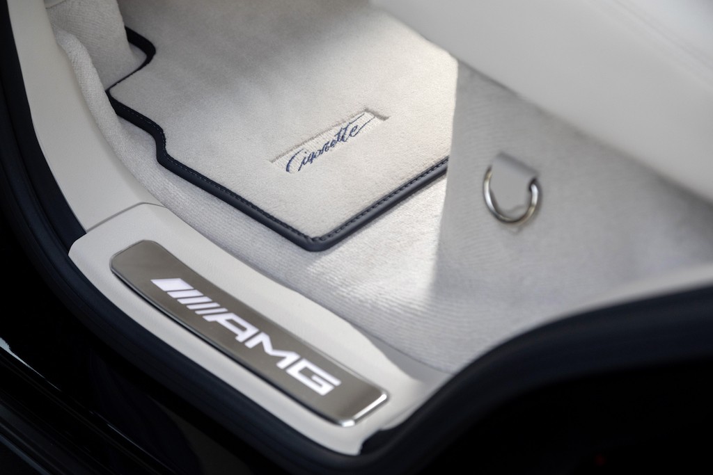 Đỉnh cao thú chơi xa xỉ của đại gia: mua du thuyền “ton-sur-ton” siêu SUV Mercedes-AMG G 63 ảnh 16