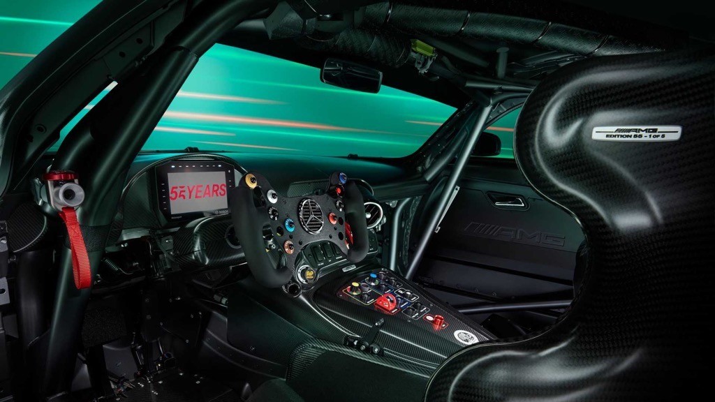 Kỷ niệm 55 thành lập, Mercedes-AMG bán ra xe đua GT3 Edition 55 siêu hiếm ảnh 3