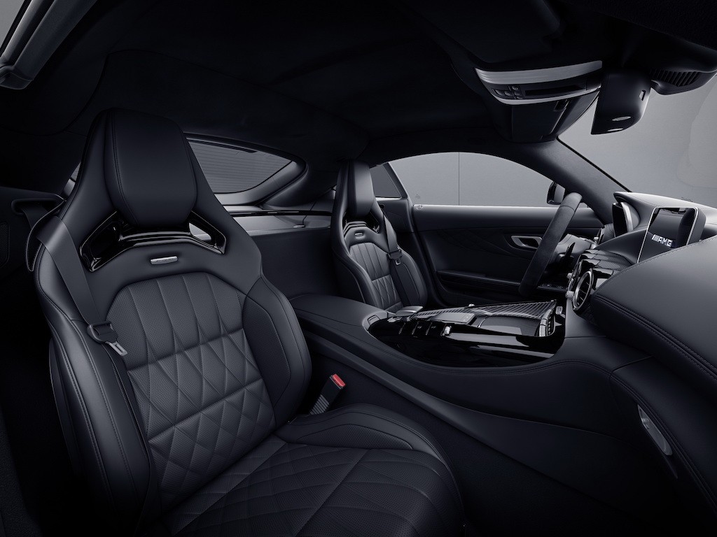 Siêu phẩm Mercedes-AMG GT Black Series ra mắt, khách hàng mua bản rẻ tiền AMG GT cũng được “thơm lây“ ảnh 4