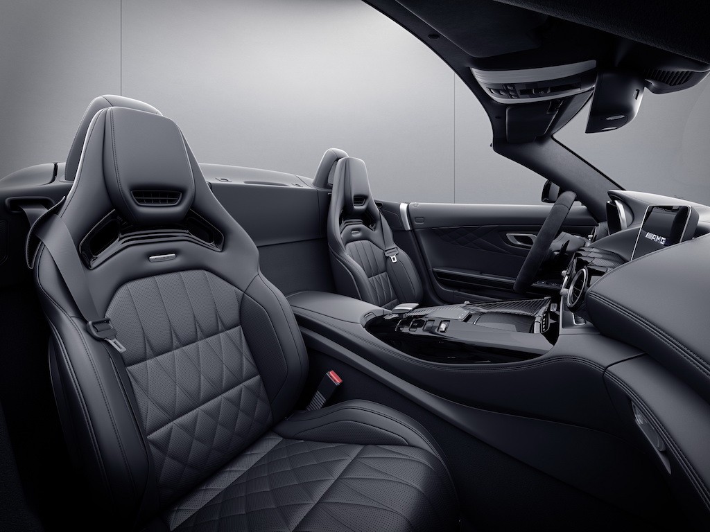 Siêu phẩm Mercedes-AMG GT Black Series ra mắt, khách hàng mua bản rẻ tiền AMG GT cũng được “thơm lây“ ảnh 7