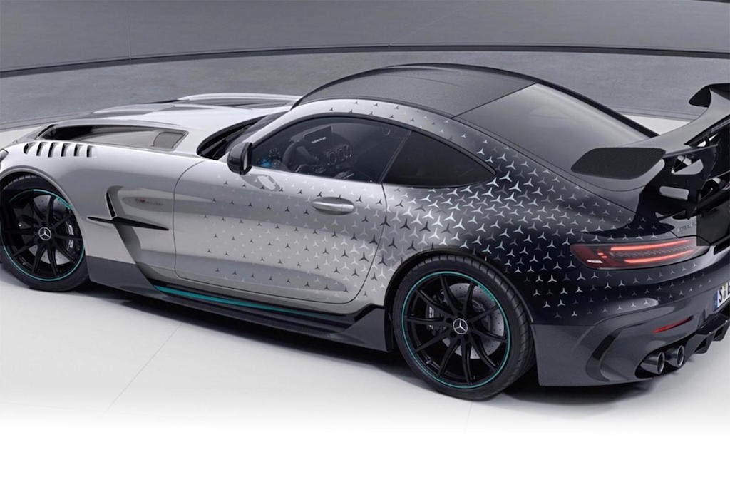 Phải bỏ ra gần 3 triệu USD, đại gia mới có thể sở hữu chiếc Mercedes-AMG GT Black Series này! ảnh 3