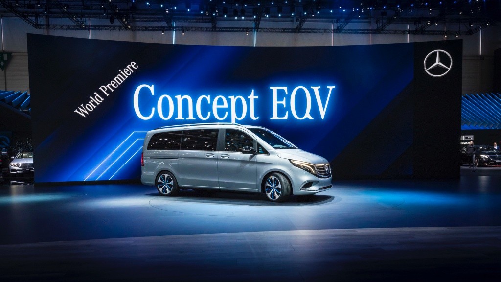 Tới lượt MPV V-Class được Mercedes-Benz điện hóa qua EQV concept ảnh 1