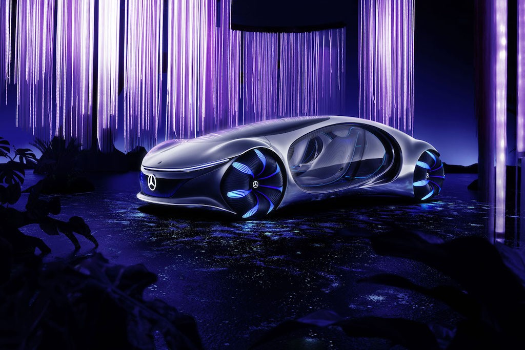 Mercedes xe điện hiện đại là sự lựa chọn thông minh và tiết kiệm năng lượng cho người tiêu dùng hiện đại. Xe được trang bị những tính năng an toàn tiên tiến, vận hành êm ái và chất lượng đáng tin cậy, mang đến sự thoải mái và trải nghiệm thú vị cho người sử dụng.