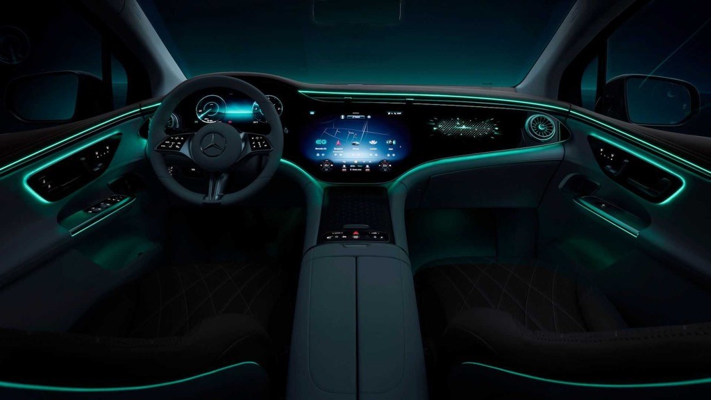 Xe điện Mercedes EQE SUV khoe nội thất với màn hình “siêu to khổng lồ”, chốt lịch ra mắt ảnh 3